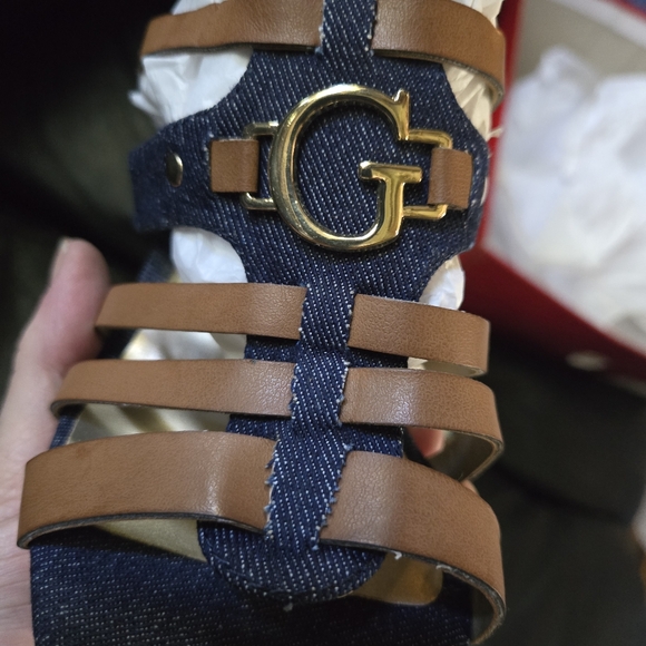 Guess CUTE brown& denim wedge heels sz7 NEW in box - Picture 5 of 10